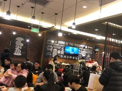 等位区-汉堡王(砂之船奥莱店)