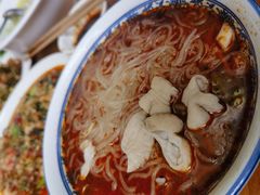 -茅屋大酒店