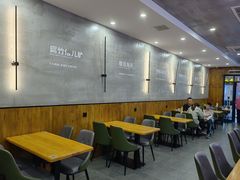 -螺小胖柳州螺蛳粉(钟楼总店)