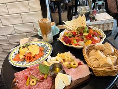 三文鱼色拉-Alimentari Grande(东湖路店)