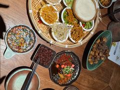 -包整·丝娃娃(一览甲秀楼风景店)