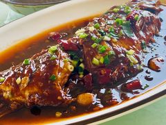 激浪鱼-湖边饭店