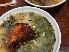 咸菜肉丝爆鱼面-老半斋(福州路店)