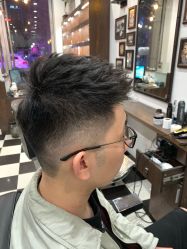 -MARTIN'S BARBER SHOP男士理发馆