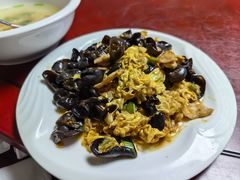 -溢心园香河肉饼总店