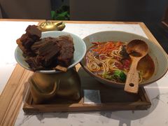 -百春原湖南牛肉粉(百联世纪店)