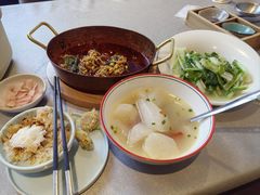 -有红鸡毛店·川菜(建设路店)