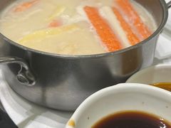 -红鼎豆捞·非遗鲍皇汤火锅(宝丰路店)