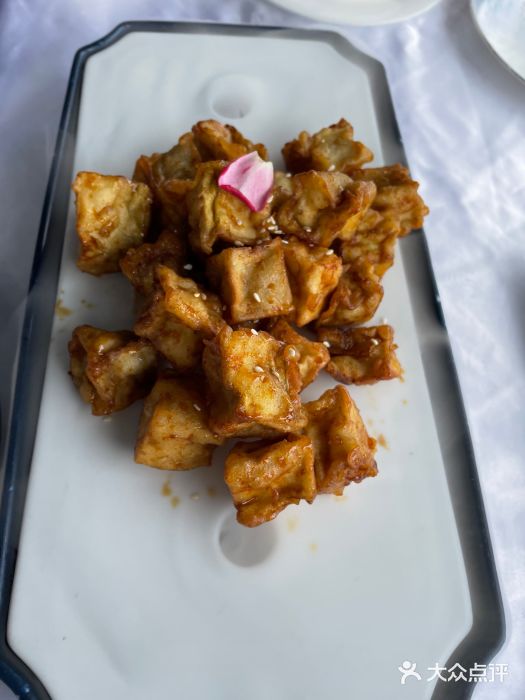 柳莺湖上·湖景餐厅·江南菜(西湖店)网红茄子图片