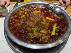 -肖肖酸萝卜鱼火锅(总店)