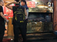 -维吾尔餐厅(宜山路店)