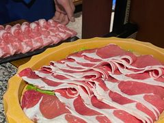 -老牌坊云南鱼豆花火锅(哈西万达店)