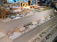-Trend1881视光·蔡司视觉(领展广场店)