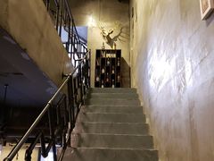 -臻鲜燕海鲜融合餐厅(金陵style店)
