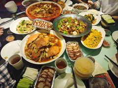 -巴特餐饮6加1音乐餐吧·新疆菜