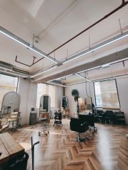 -Hair Co.一间沙龙