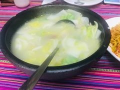 -香巴拉云南餐厅(华莱坞店)