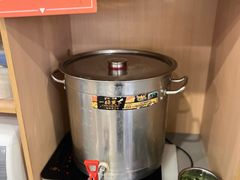 -佬钱湾仔(衣裳街店)