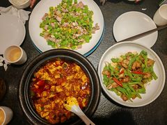 -万重锦·人文川菜馆(骡马市店)