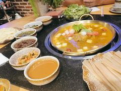 -顶顶汤火牛排火锅·经典铜锅涮肉