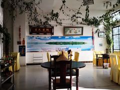 -姚记抚仙湖石锅鱼庄