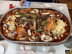 -老东镇啤酒屋海鲜加工·蒸汽海鲜·海鲜烧烤(台东店)