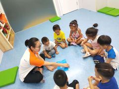 -龅牙兔儿童情商乐园(裕华旗舰店)