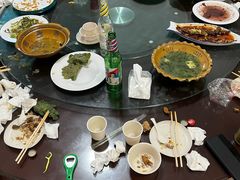 -华龙特色大骨鸡农家菜馆