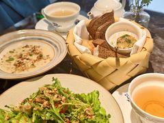 -LESCEDARS Brasserie Bistro香柏树