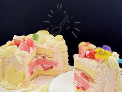 -花花卷卷·鲜食蛋糕(泉屋店)