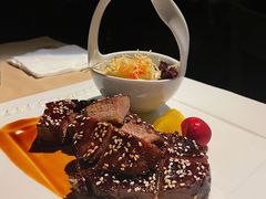 -穹六人间 people 6(岳阳路店)