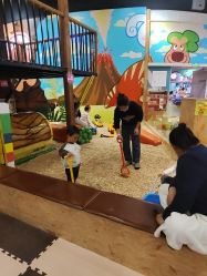 -卡通尼乐园·生日会(烟台永旺店)
