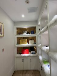 -脸博士医疗美容·眼鼻整形·抗衰中心