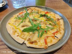 辣椒鸡肉咖喱芝士飞饼-FUNFUN有饭花园聚会餐厅