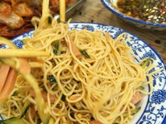 -江城燕子大排档(江汉路步行街店)