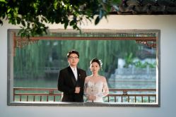 -雪中彩影婚纱摄影·微光艺术中心