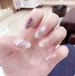 -手牵手美甲