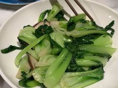 -渝信川菜 · 川味家常菜(财富购物中心店)