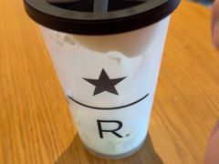 -星巴克臻选(上海合生汇1F店)