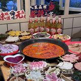 聊聊天喝喝酒好巴适 简直就是年轻人的深夜食堂