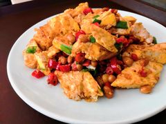 剁椒鱼头-云梦庭·剁椒鱼头(银泰中心in99店)