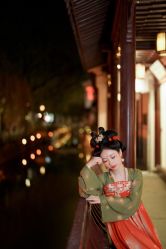 -一揽芳华汉服旗袍体验馆(拙政园店)