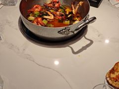 -七欣天香辣蟹火锅(闵行浦江欢乐颂店)