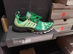 -NIKE上海青浦优选体验店