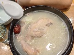 -长寿参鸡汤(朝韩风情街店)