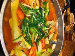 酸汤鱼-亮欢寨(凯里总店)