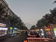 -海大南门夜市(海富街店)