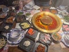 -哥老官重庆美蛙鱼头(日月光店)