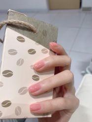 -格林奈儿美甲美睫