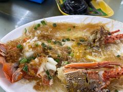 -红月湾海鲜饭店•沙滩海景(双月湾店)
